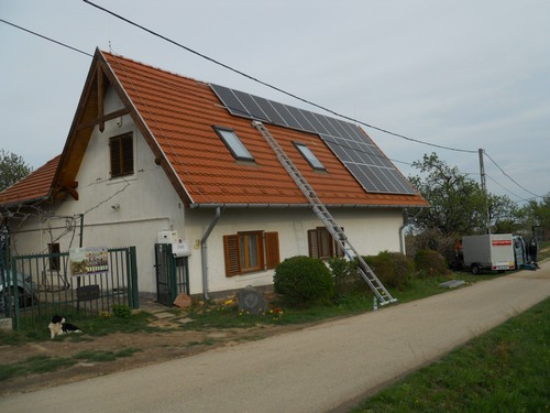 <span>Csopak 2012</span>5 kWp napelemes rendszer