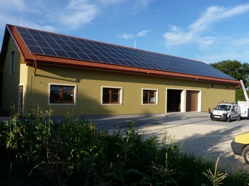 <span>Csákvár 2011</span>29,4 kW napelemes rendszer 