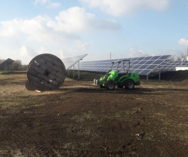 <span>Kötegyán 2018</span>589,68 kWp napelempark kivitelezése